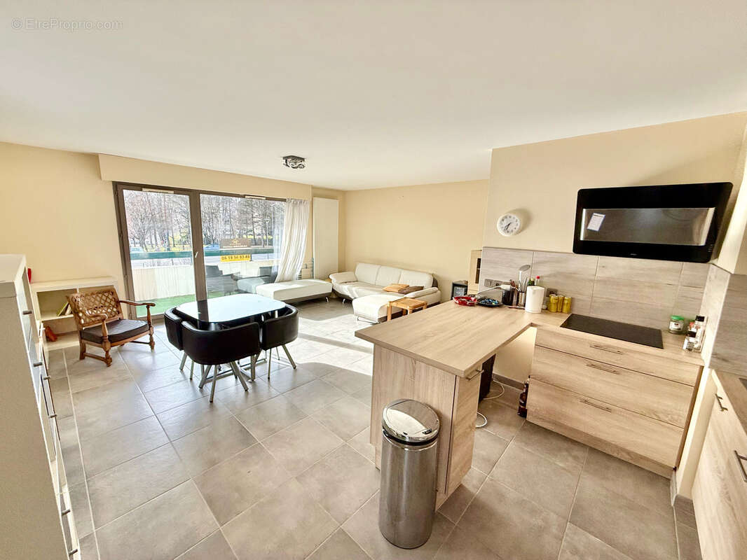 Appartement à FERNEY-VOLTAIRE