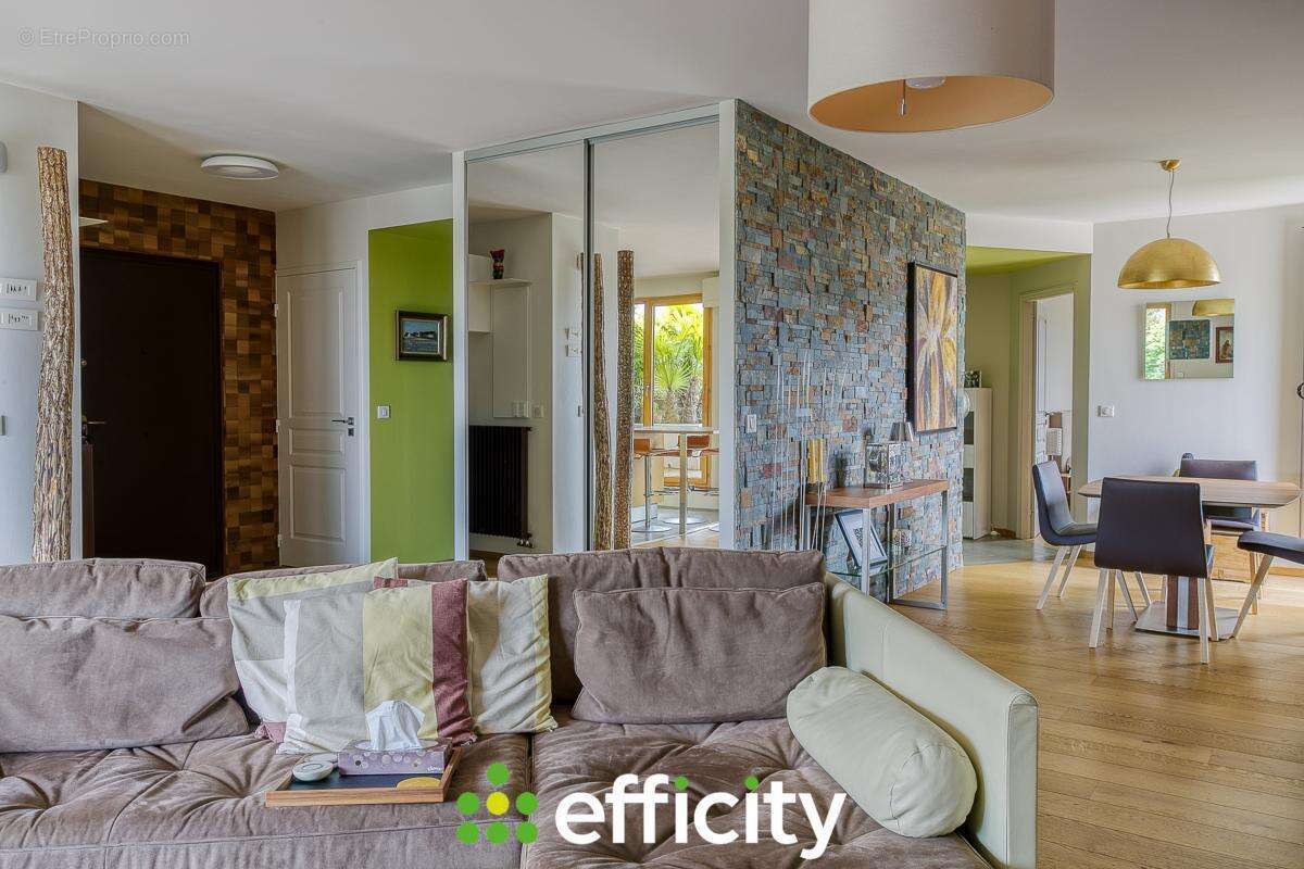 Appartement à DARDILLY