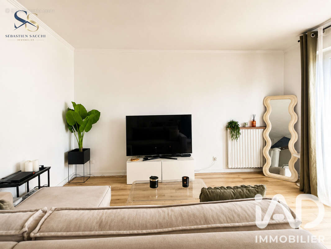 Appartement 54 m² à La Trinite  - photo 5