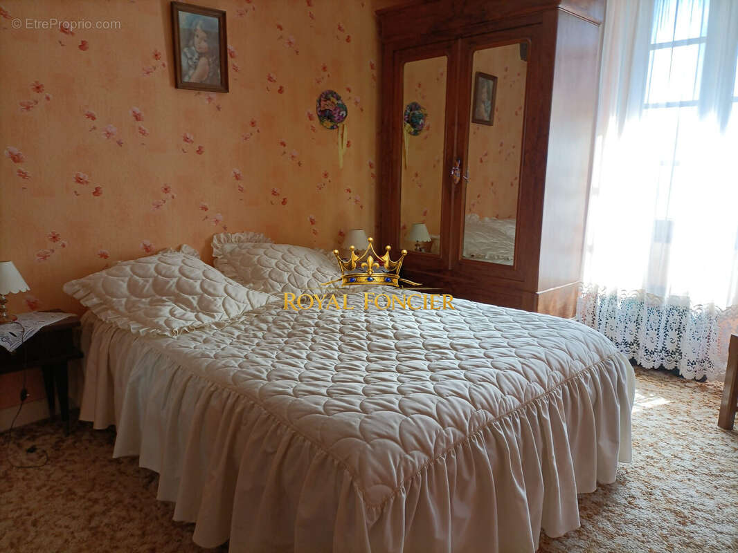 Maison 66 m² à Le Petit-Pressigny  - photo 6