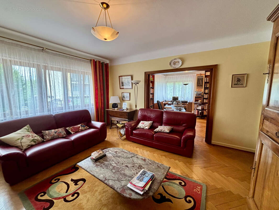 MAISON Quartier Vacquinière - 163 m2 - 4 chambres - Jardin - Garage - photo 6