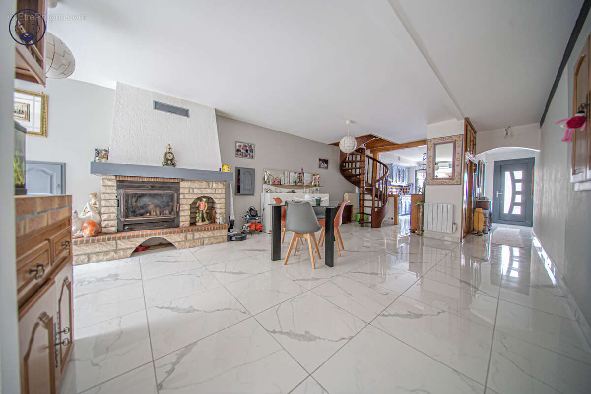 Maison à LIGNY-EN-BARROIS