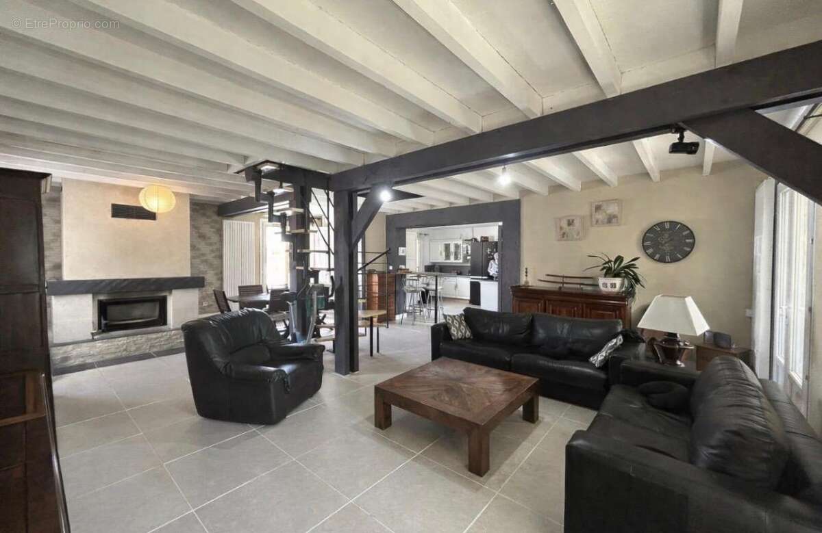 Maison à SAINT-ANDRE-DE-CUBZAC