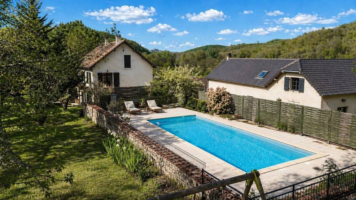 Maison à GOURDON