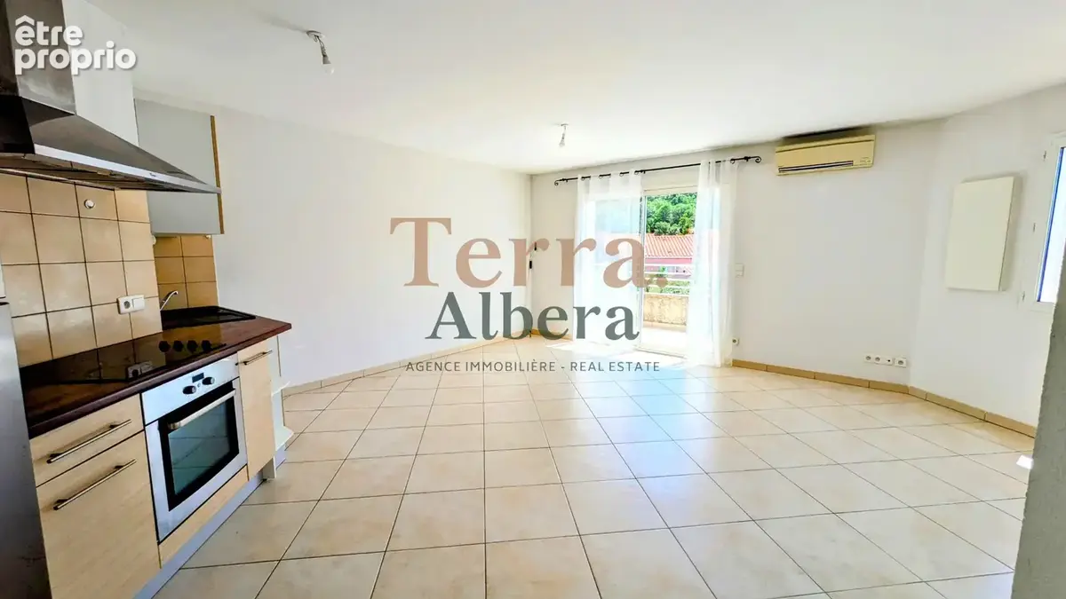 Sorède  - Appartement T3 avec terrasse et garage - photo 6