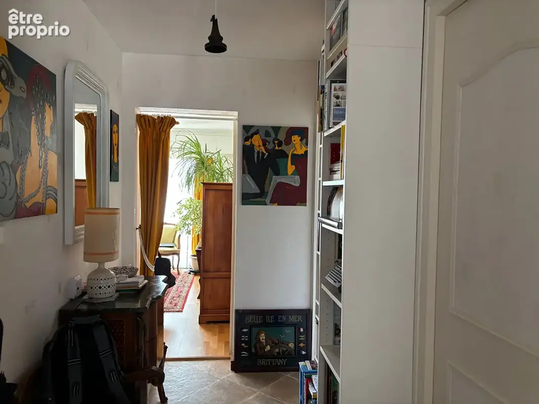 T.3 AURAY Vue sur SAINT GOUSTAN - 67 m² avec garage et cave - photo 7