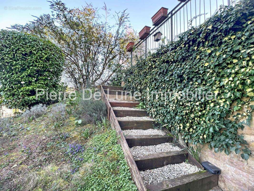 Appartement à SAINT-DIDIER-AU-MONT-D'OR