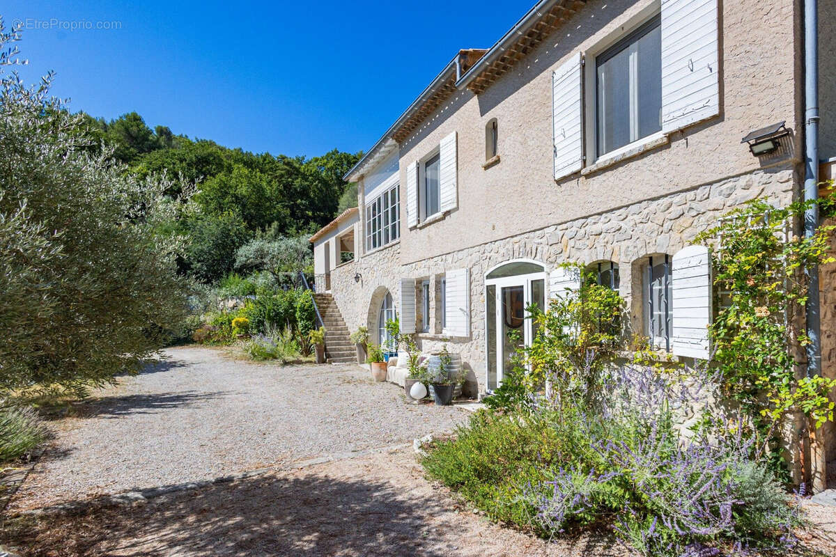 Maison à VAISON-LA-ROMAINE