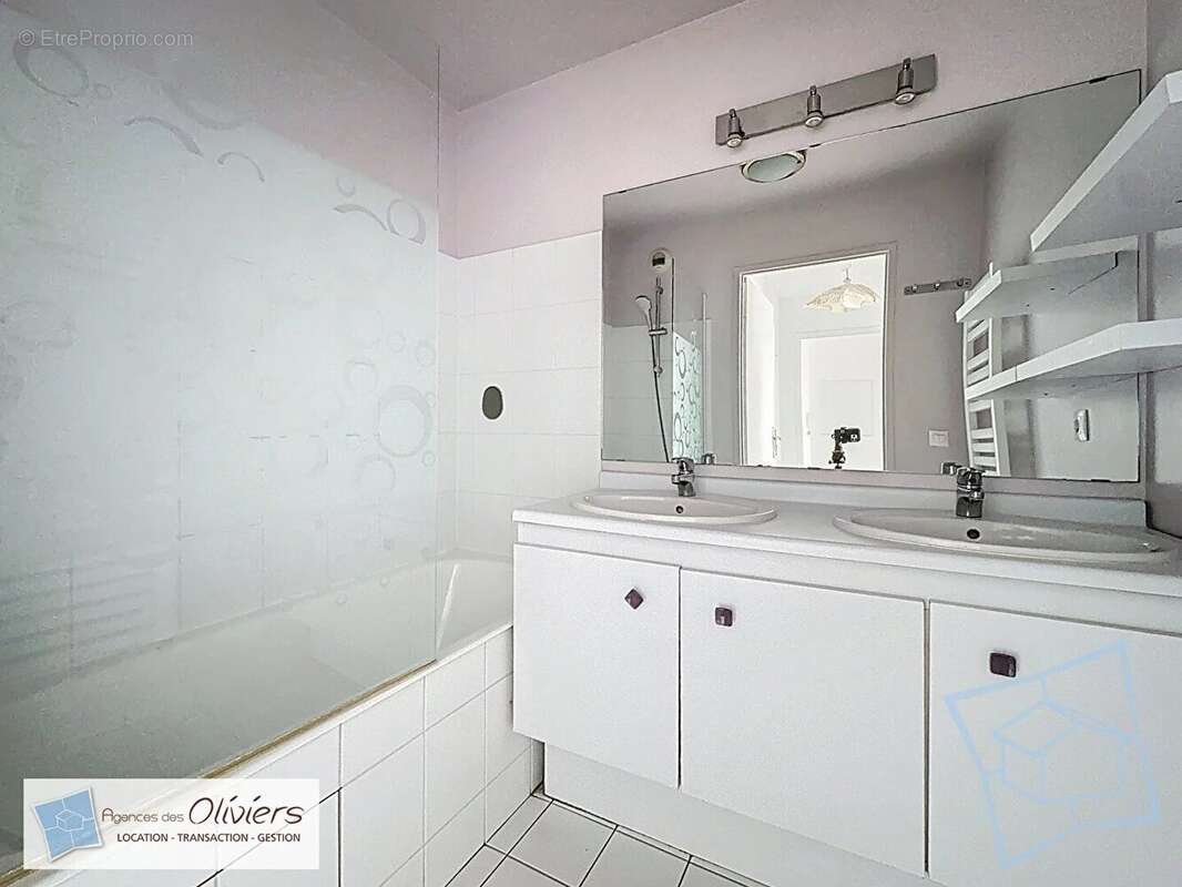 Appartement à MONTIGNY-LE-BRETONNEUX