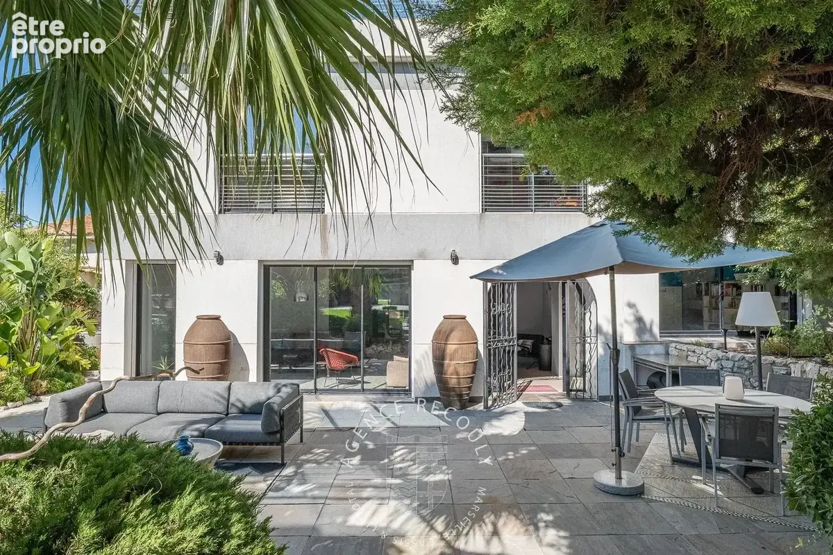 Belle maison familiale avec piscine  et 5 chambres -  roucas/endoume - 13007 marseille - photo 1