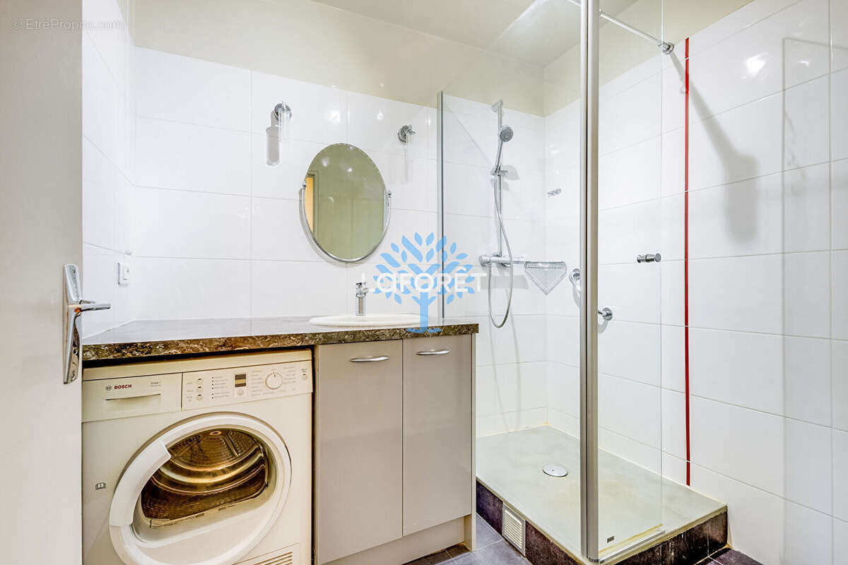 Appartement à PARIS-11E