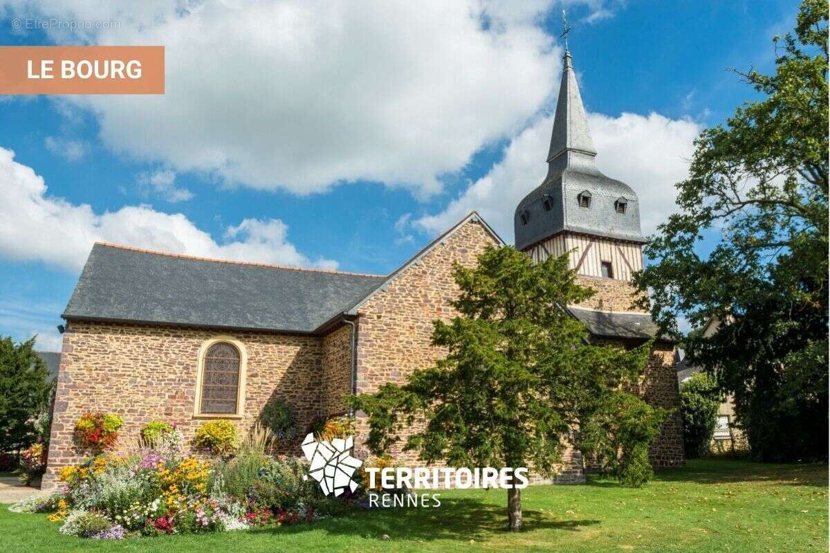 Terrain à LA CHAPELLE-THOUARAULT