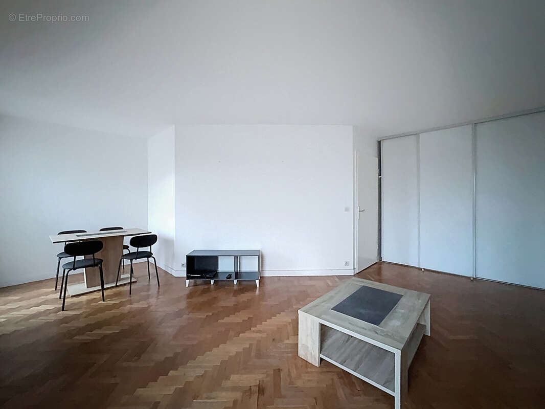 Appartement à ATHIS-MONS