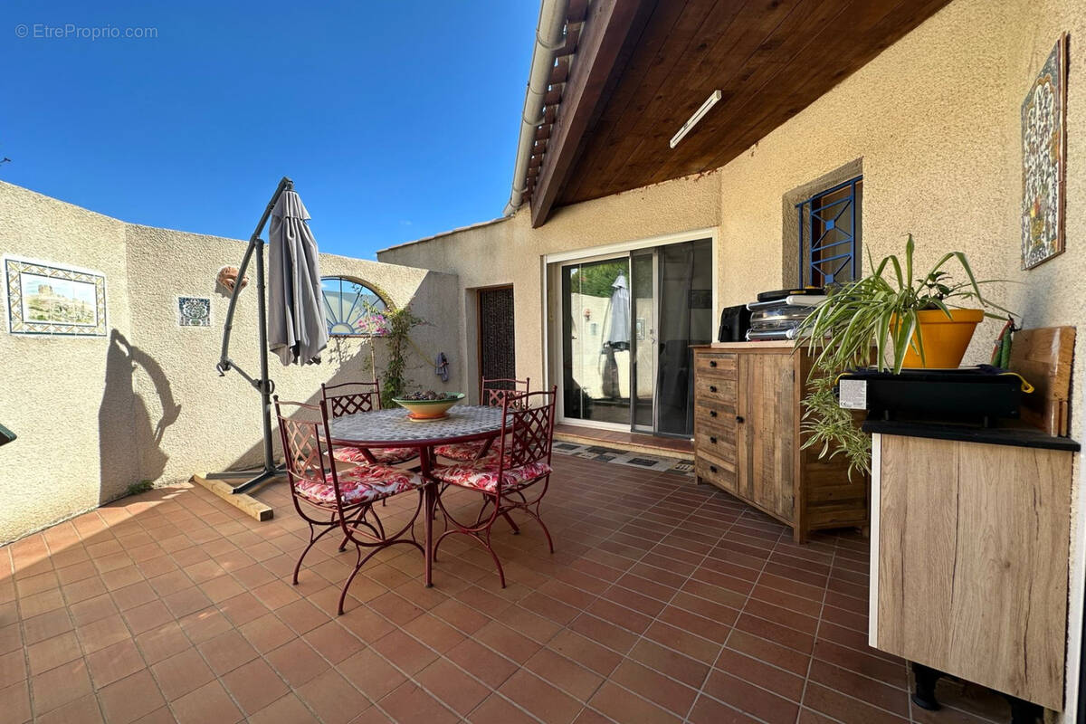 Maison à LEZIGNAN-CORBIERES