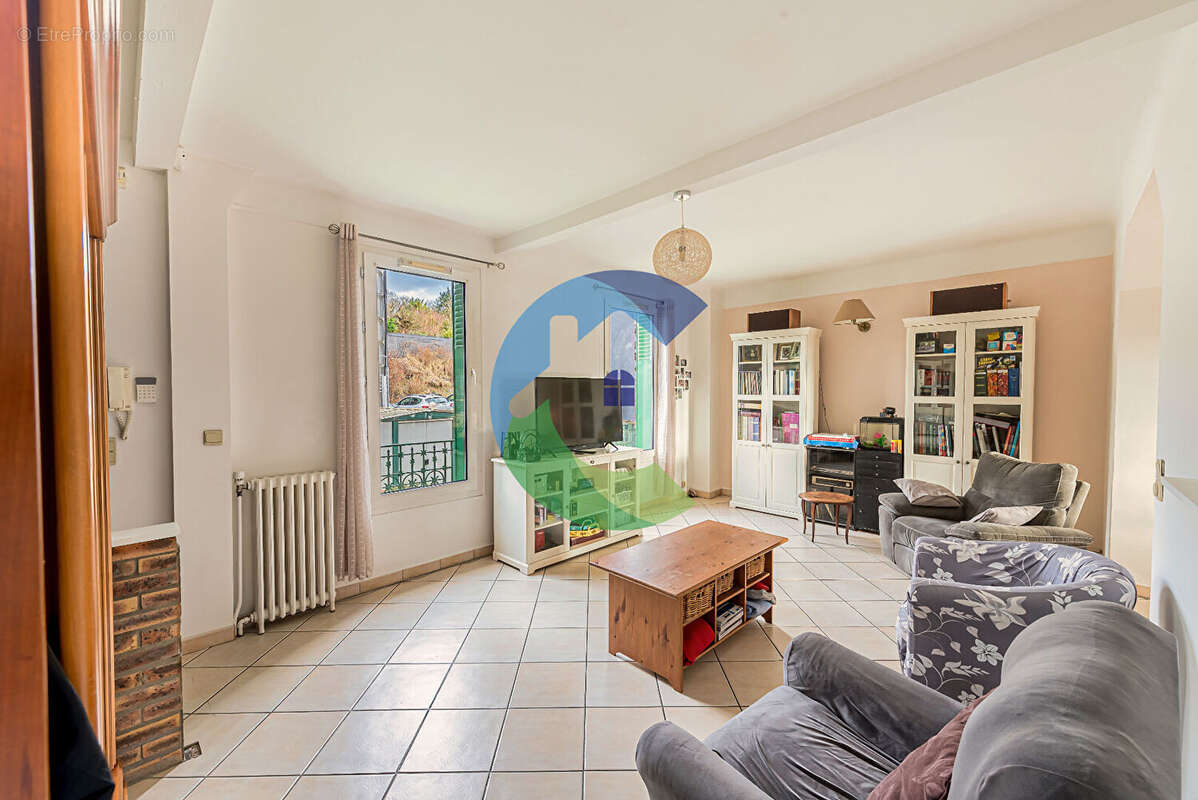 Appartement à LONGJUMEAU