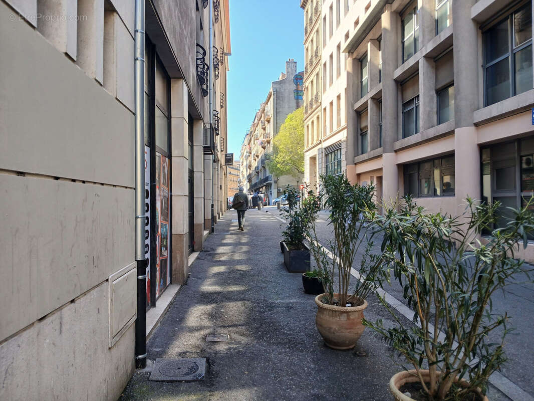 Appartement à MARSEILLE-1E