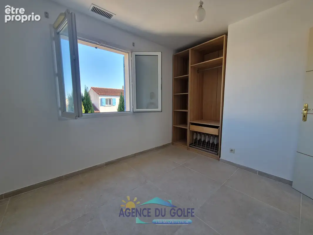 Villa T 4 avec beau jardin et piscine - photo 6