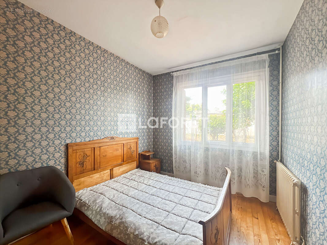 Maison à LES BILLAUX