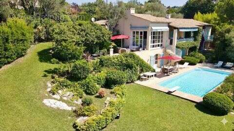 Maison 280 m² à Mougins  - photo 2