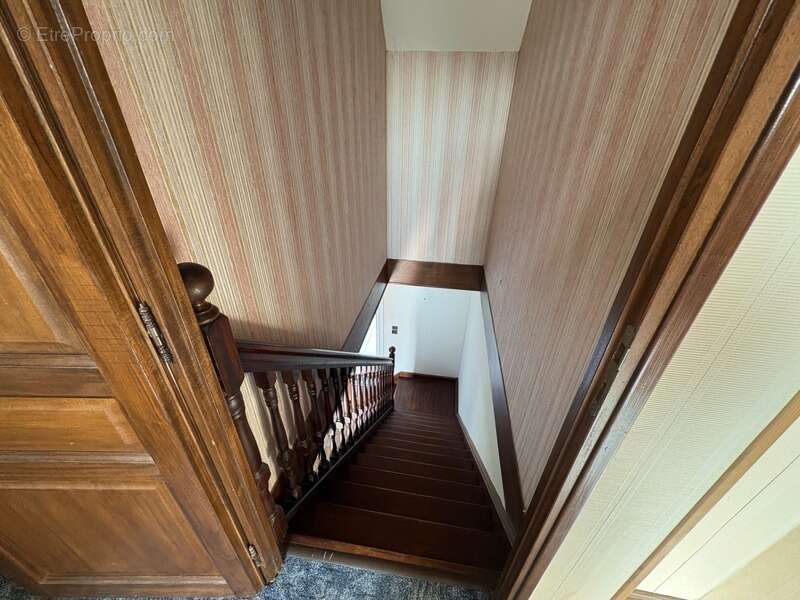 Maison à rénover avec vie de plain-pied 4 Chambres sur sous-sol dans le bourg de SAINT-VIGOR-D'YMONVILLE (76430) - photo 22