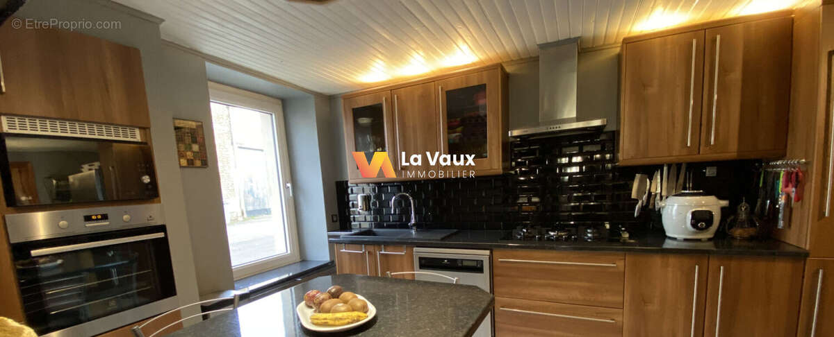 Maison à FAULX