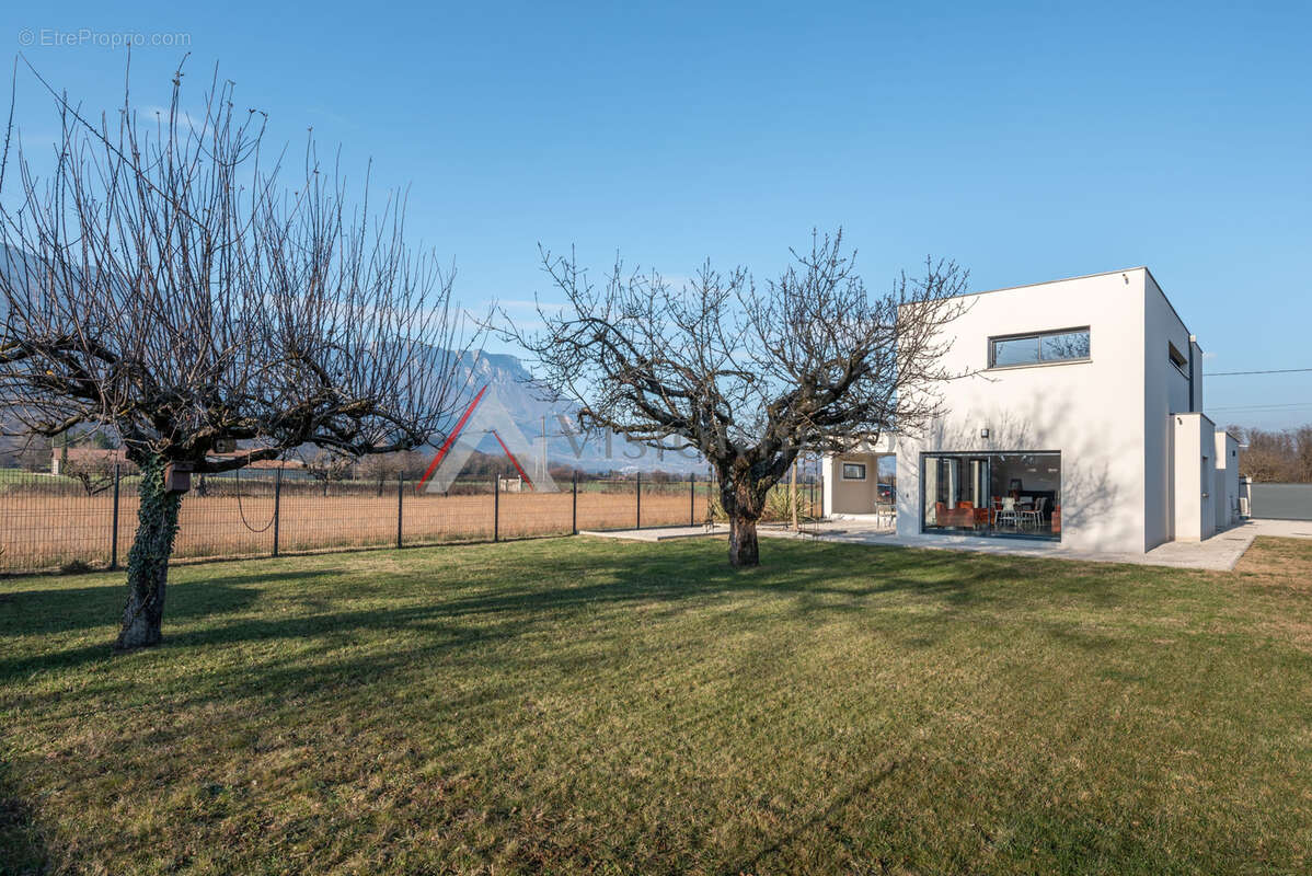 Maison à VARCES-ALLIERES-ET-RISSET