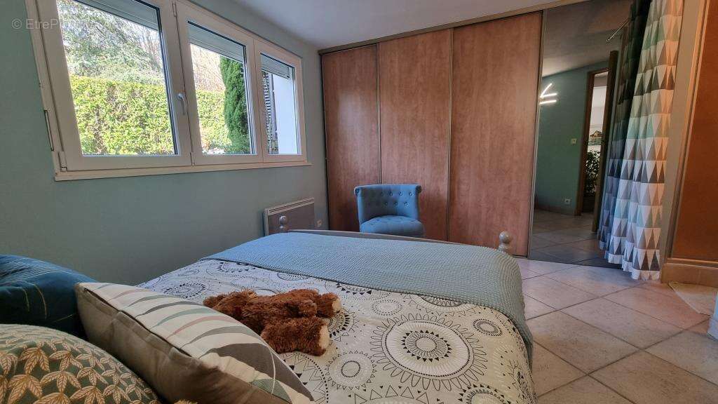 Maison à SAINT-ISMIER