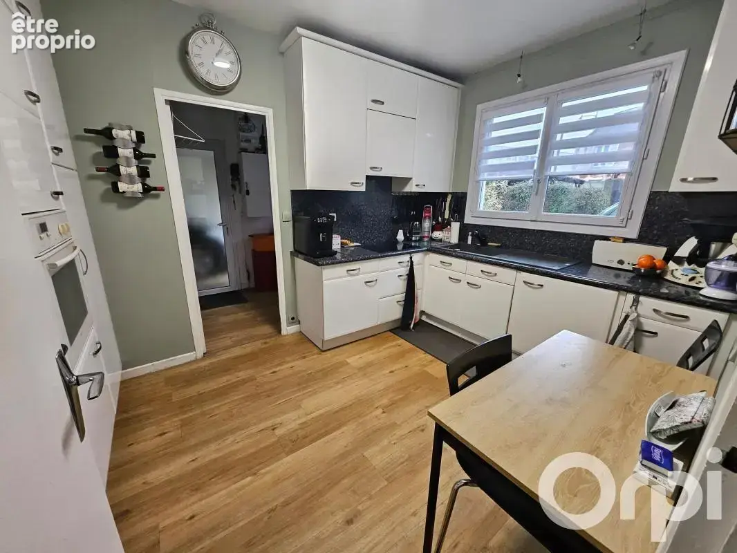 Maison à Vendre de 8 pièces à Longjumeau - photo 5