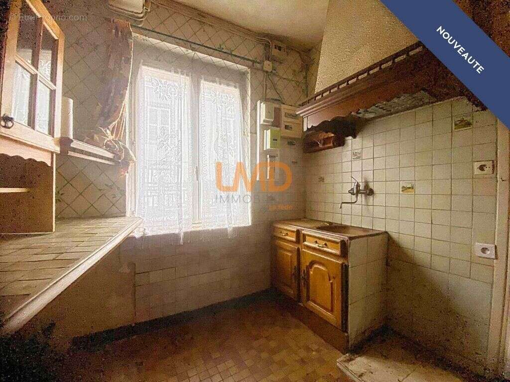 Maison à SARGE-SUR-BRAYE