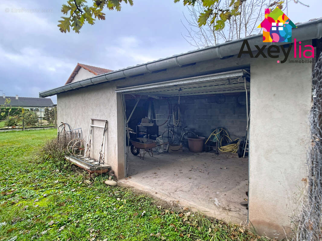 Maison à POUILLY-LES-NONAINS