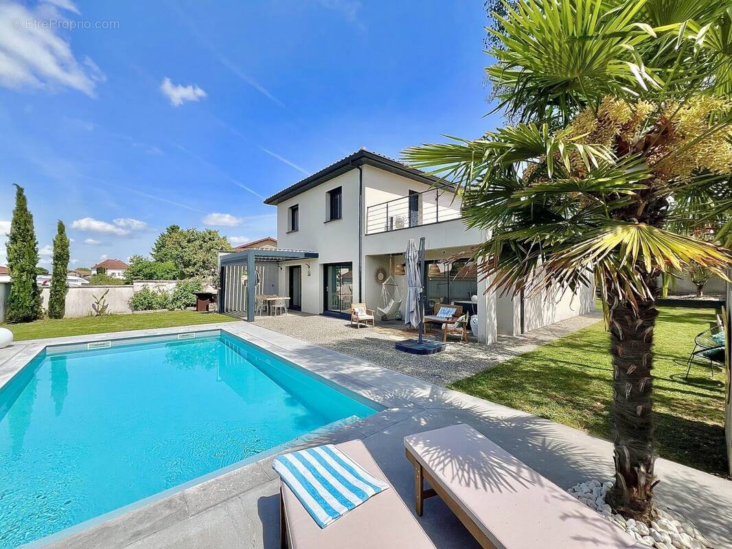Maison à COLOMBIER-SAUGNIEU