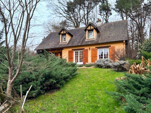 Maison à CHATRES-SUR-CHER