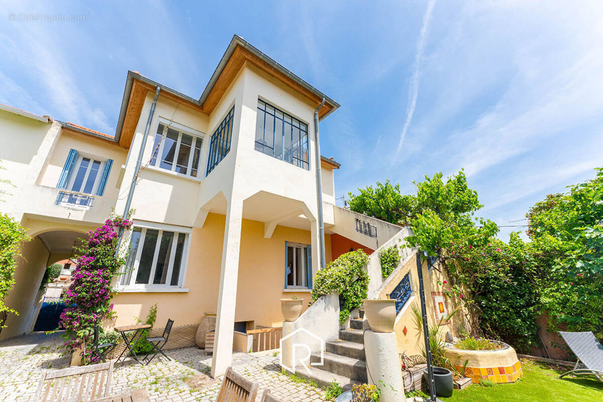 Maison à MARSEILLE-12E