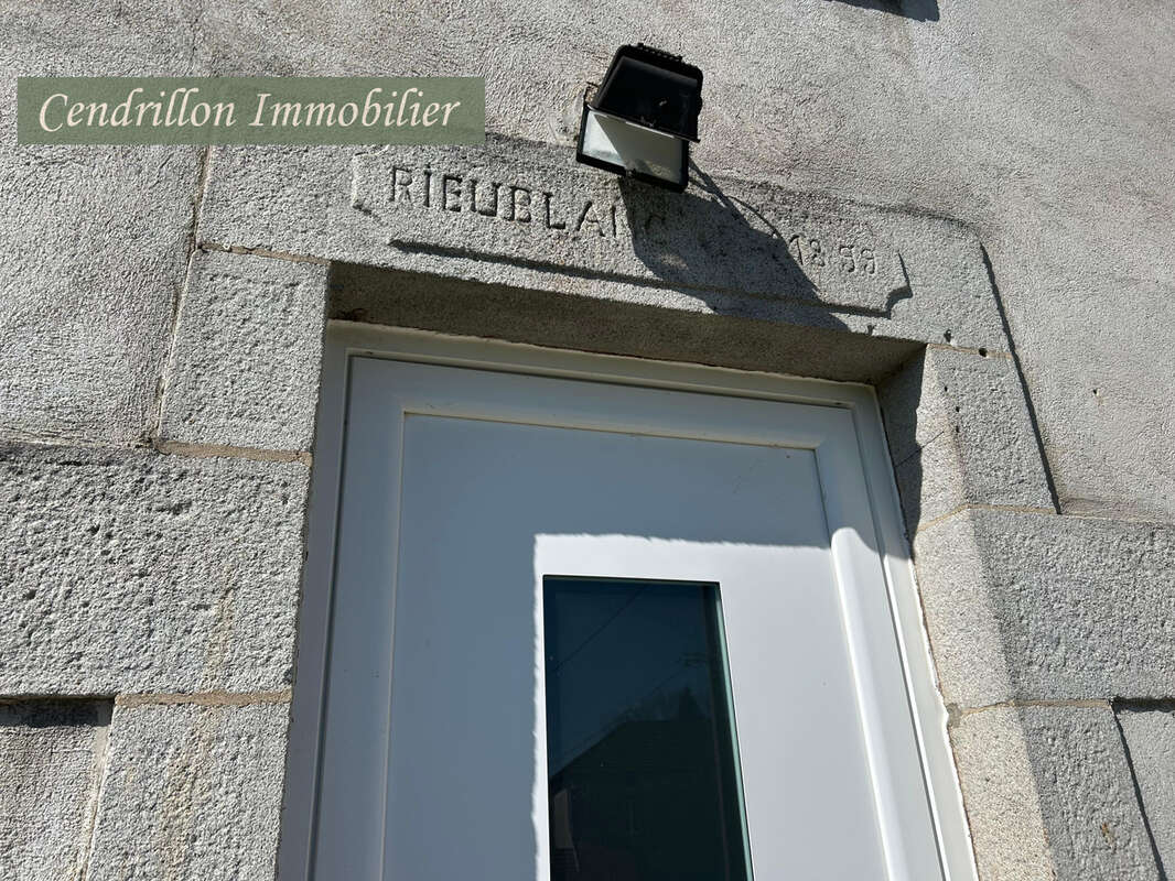 Maison à SAINT-DIZIER-LEYRENNE