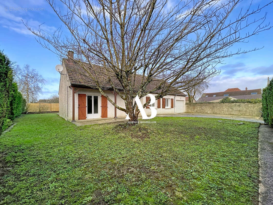 Maison à NANGIS