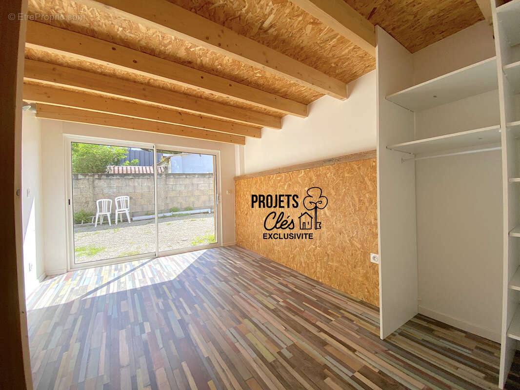 Maison à LE GIROUARD