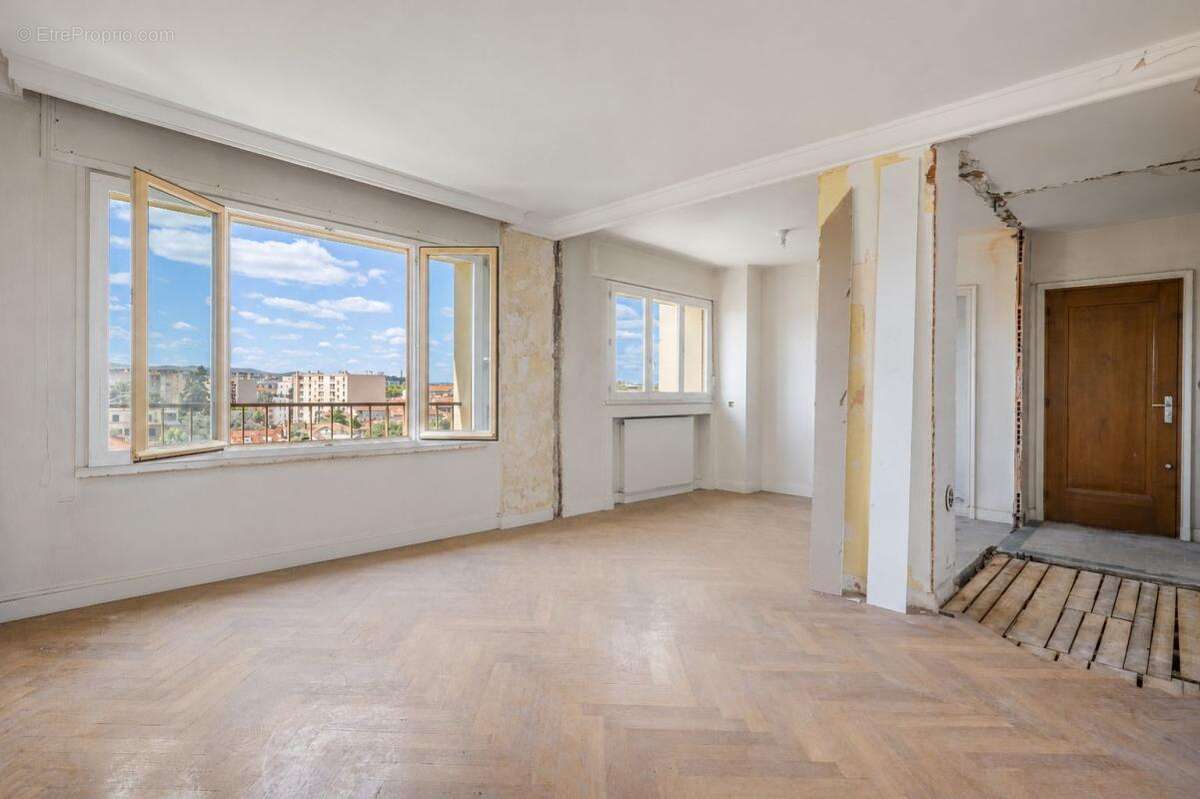 Appartement à LYON-3E