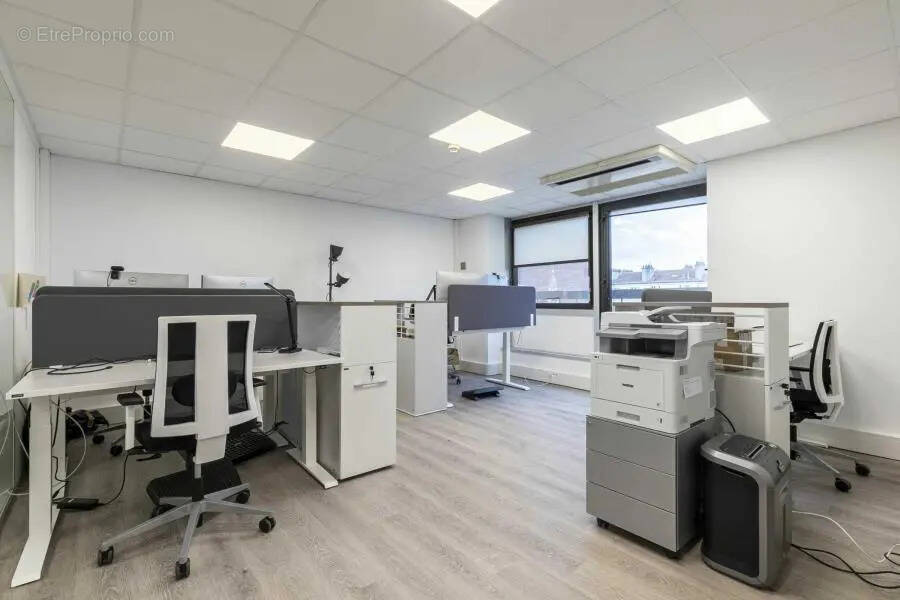 Commerce à LEVALLOIS-PERRET