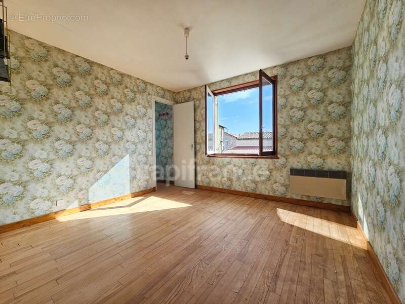 Maison à vendre 6 pièces COTTANCE (42) - photo 6