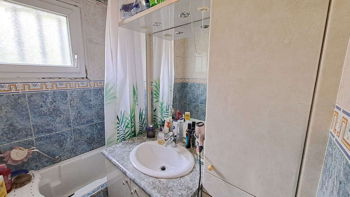 Maison à SAINT-REMY-LES-CHEVREUSE