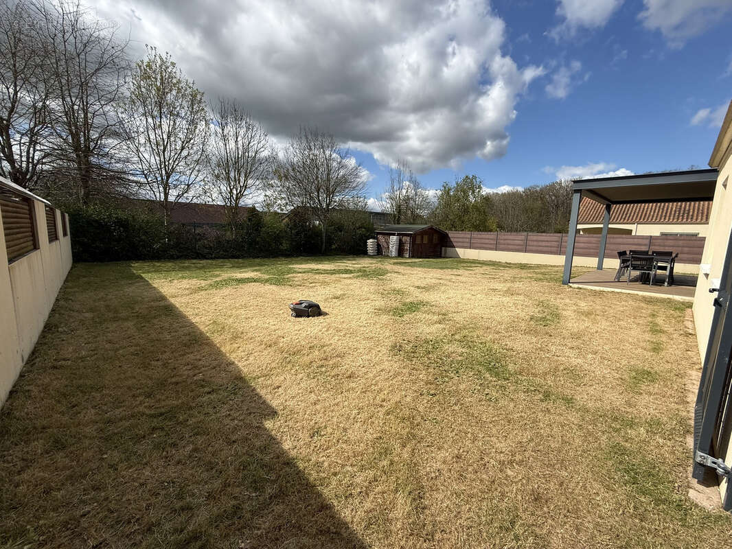 Maison à AIGREFEUILLE-SUR-MAINE
