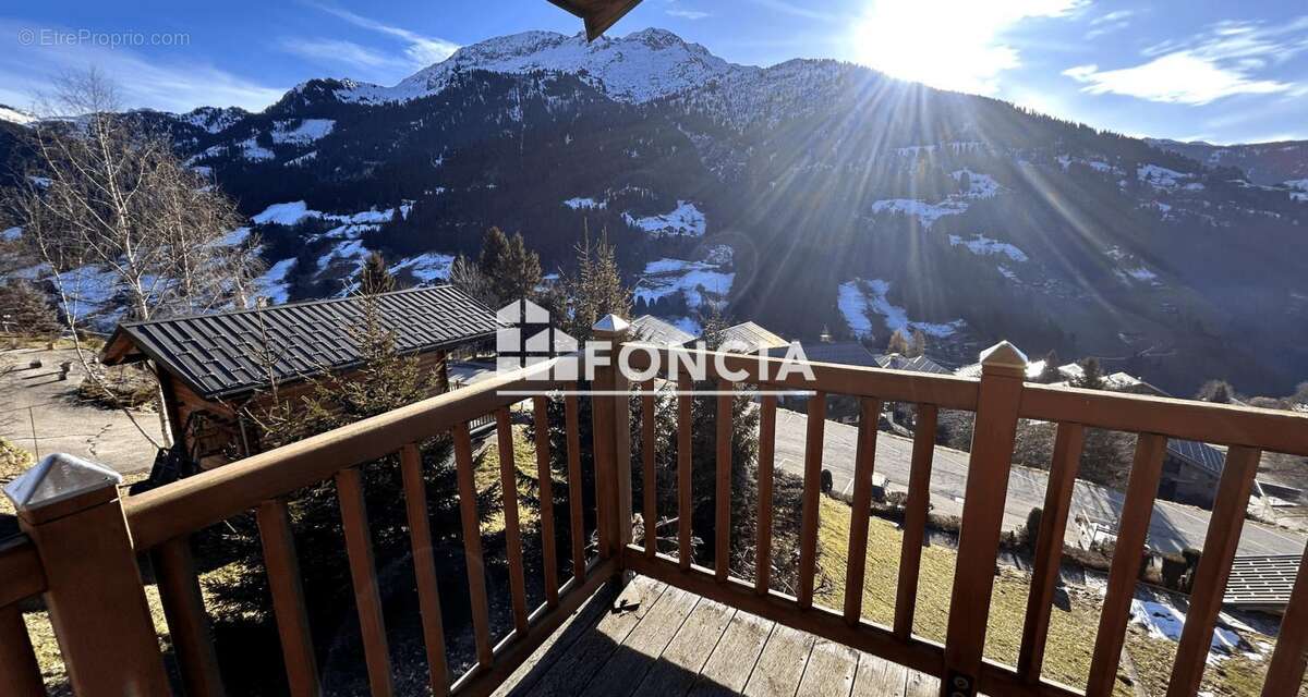 Appartement à HAUTELUCE