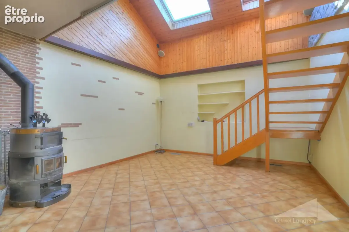 Maison 3 pièces 101 m² à vendre à Pougny (01550) - photo 4