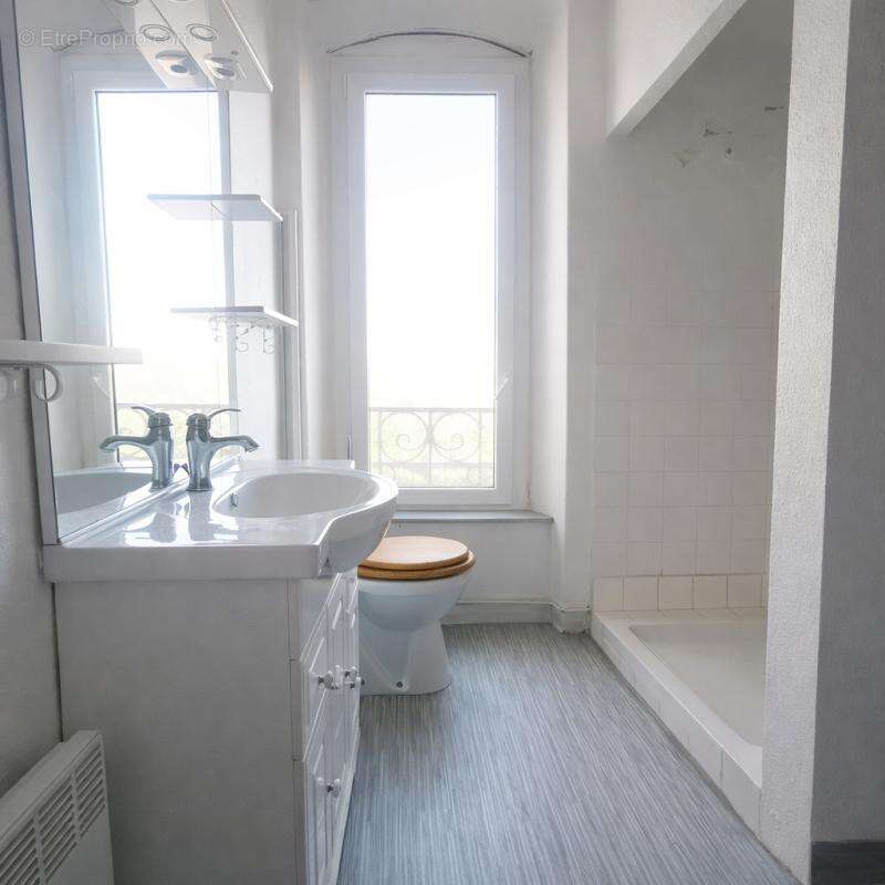 Appartement à GINESTAS