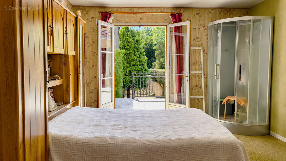 Maintenon  Maison  170 m², sous-sol, terrain 500 m² - photo 8
