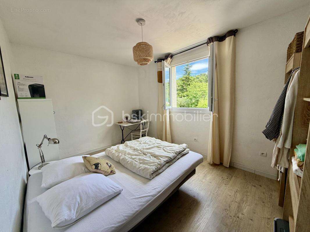 Maison de caractère + appartement indépendant rentable – saint-julien-les-rosiers - photo 5