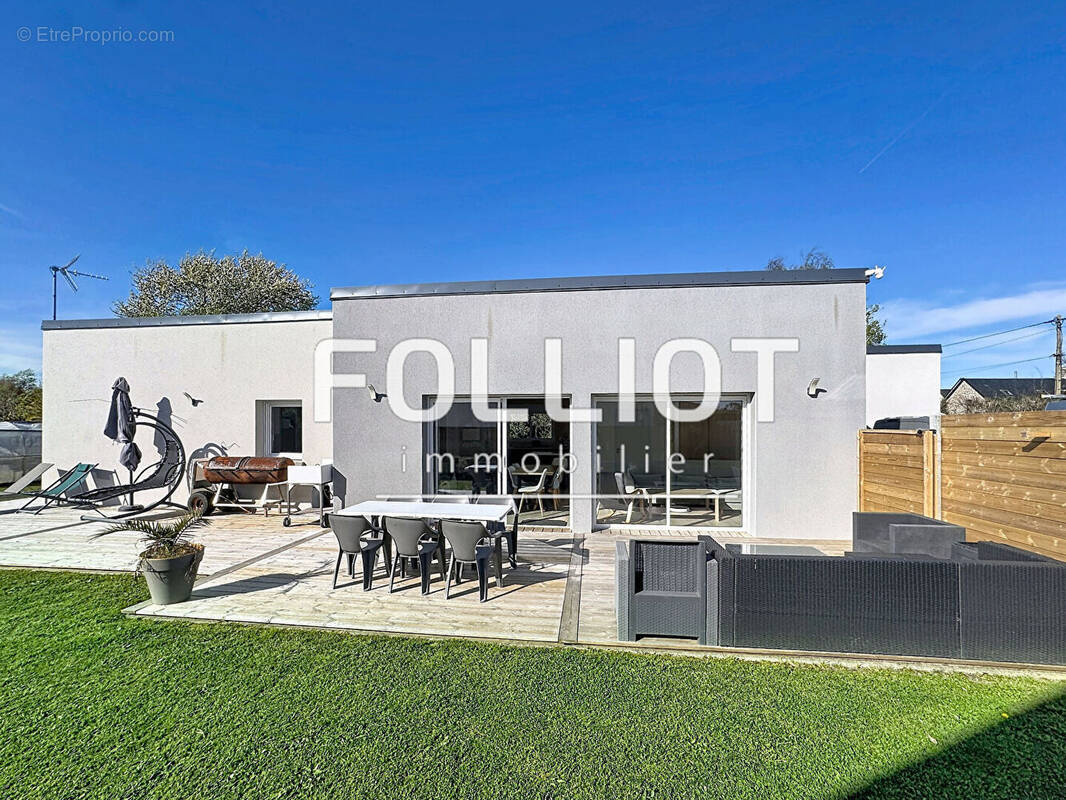 Maison à GOUVILLE-SUR-MER