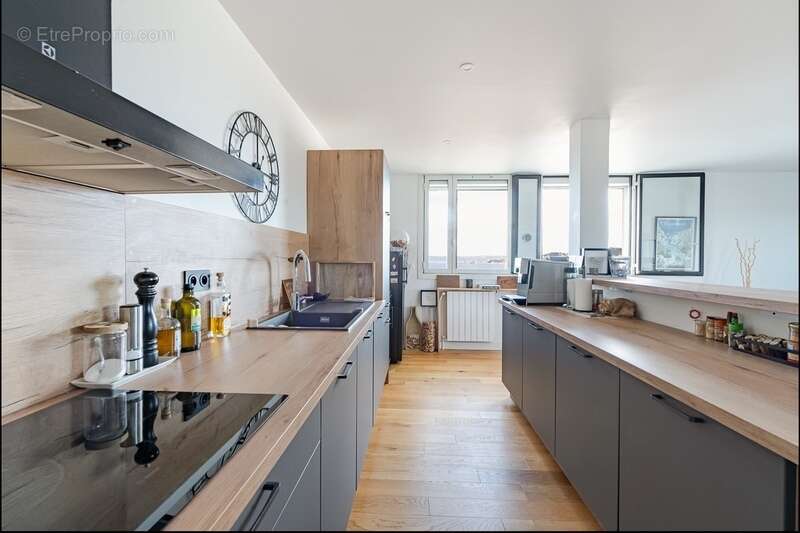 Appartement à MARSEILLE-8E