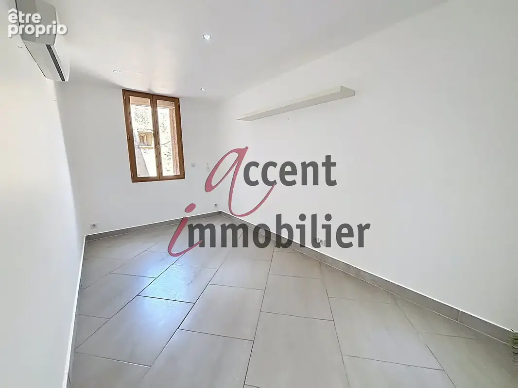 Coup de coeur ! Spacieux T4 de 101 m² plein sud en hyper-centre de Cavaillon - photo 4