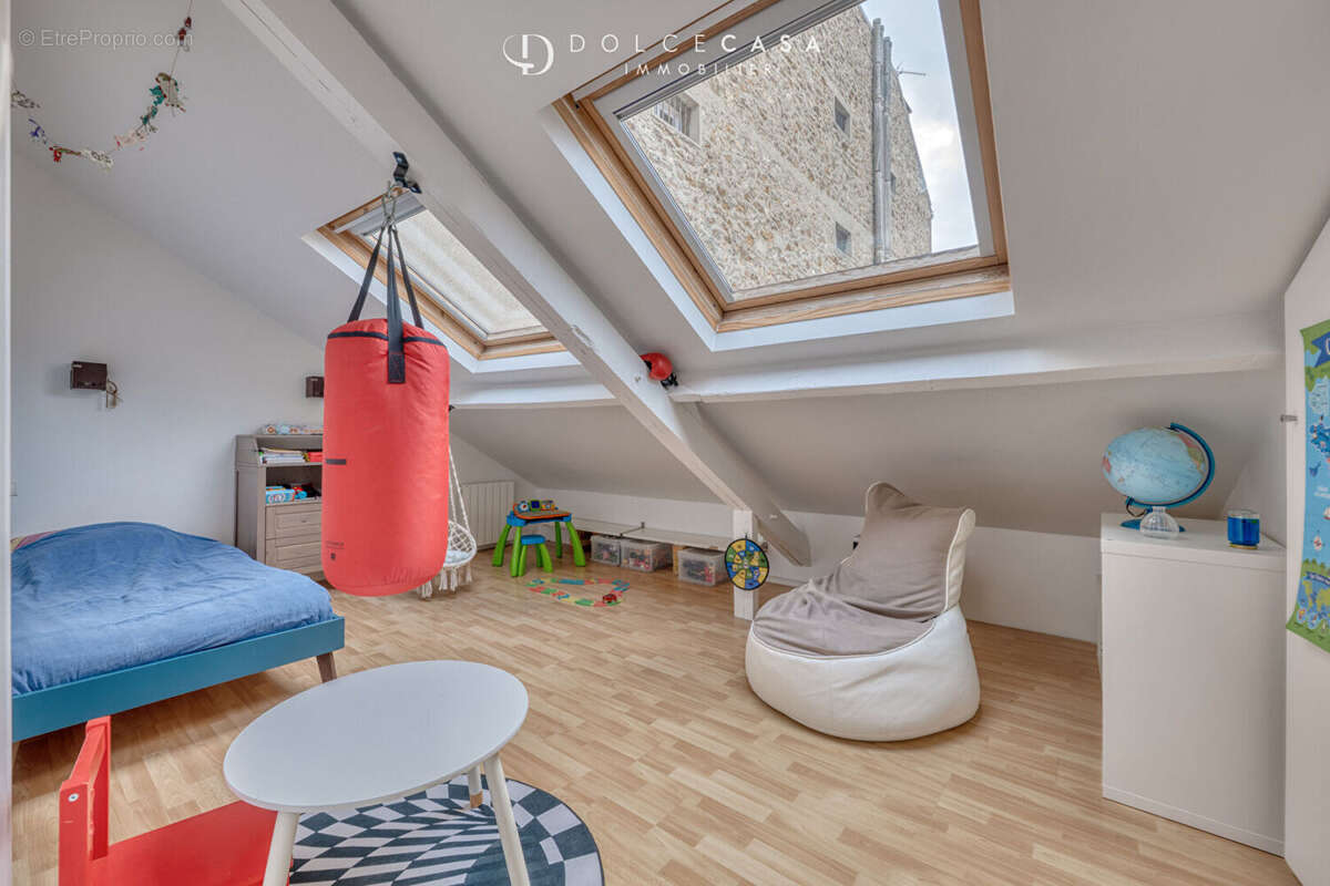 Appartement à LE PERREUX-SUR-MARNE